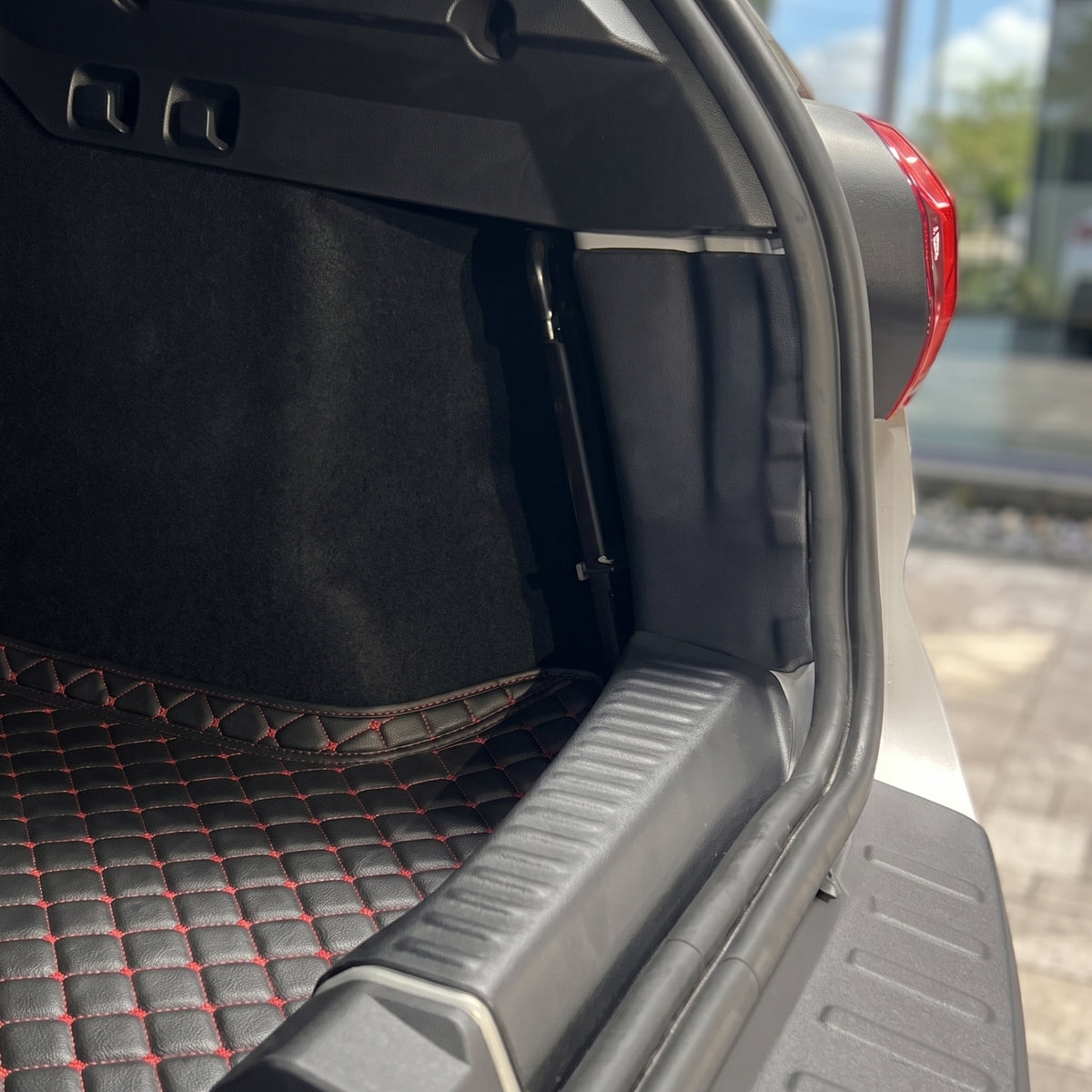 Rear Bumper Protector Complete Guard Set for Dacia Sandero Stepway III (2021+On) - Detail View - BUYDAY