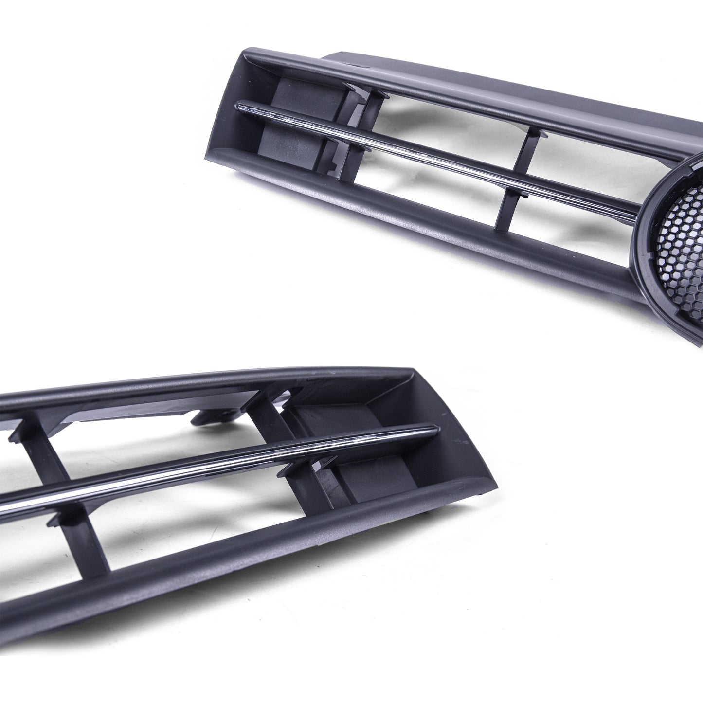 Main Grille Black With Chrome Moulding Front Upper For VW Polo 09-14 6R0853651C