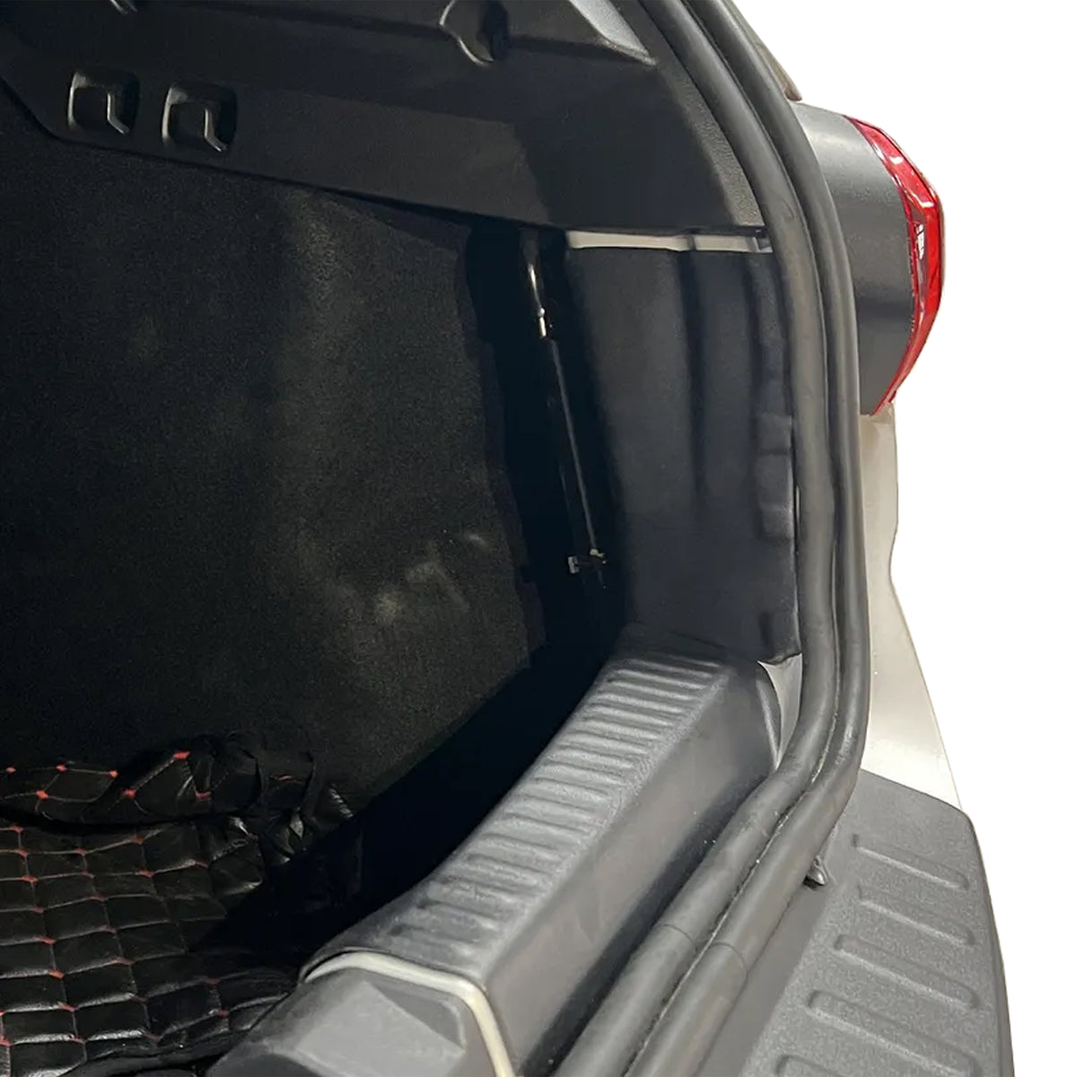 4 Pcs Luggage Protection Threshold Black ABS For Dacia Sandero (2021-Onwards) - Detail View - BUYDAY