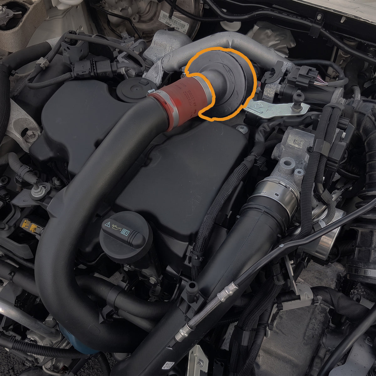 Turbo Hose Resonator for Mercedes Benz A-Class 160 CDI 180 CDI A6070940182 - Detail View - BUYDAY
